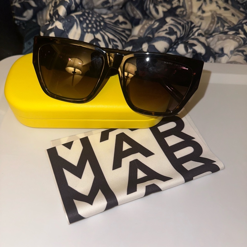 Marc Jacobs 646/S 086/HA
Sunglasses